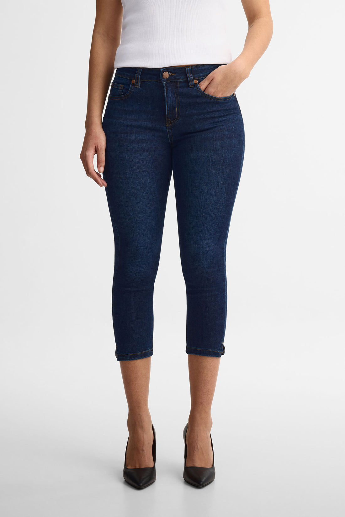 Capri 5 poches en jeans - Femme && BLEU FONCÉ