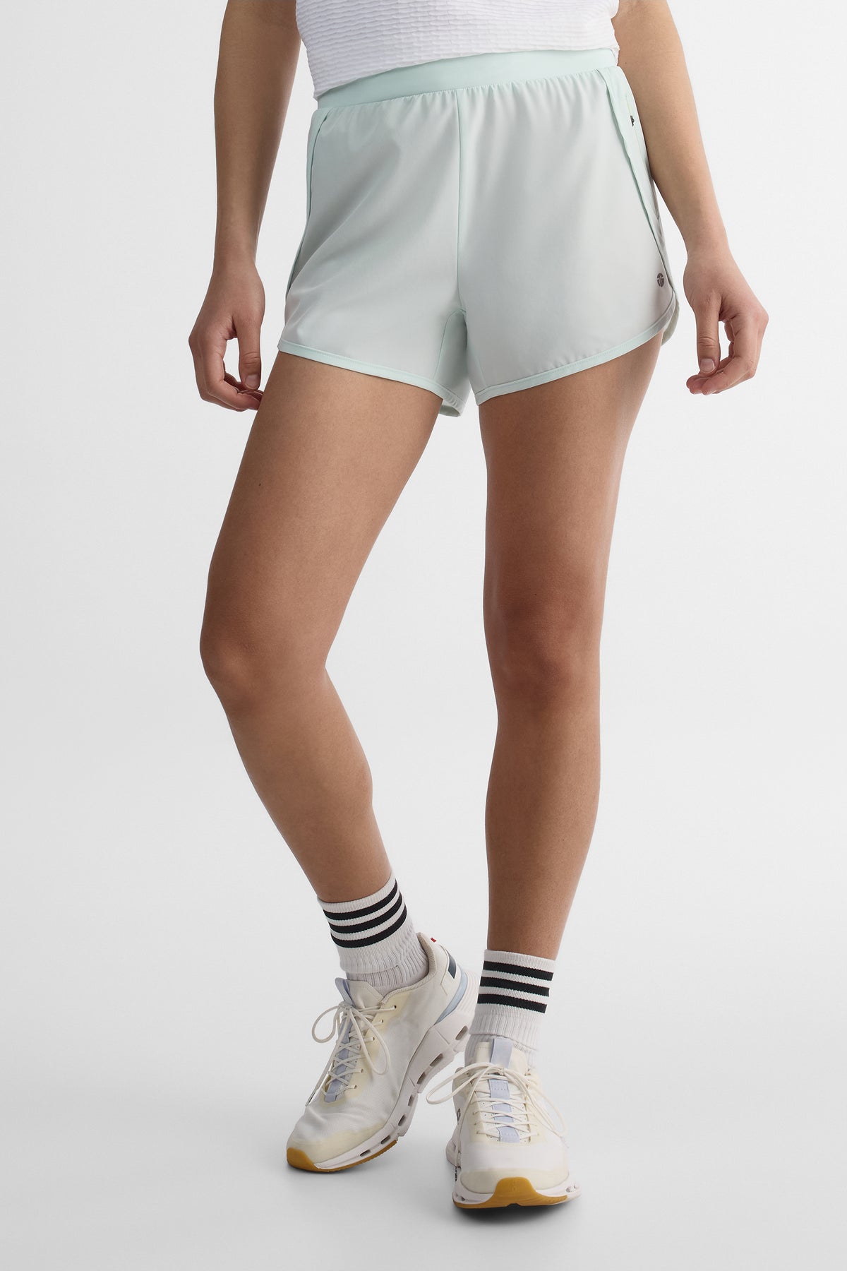 Short semi-haut élastique avec poches - Femme && MENTHE
