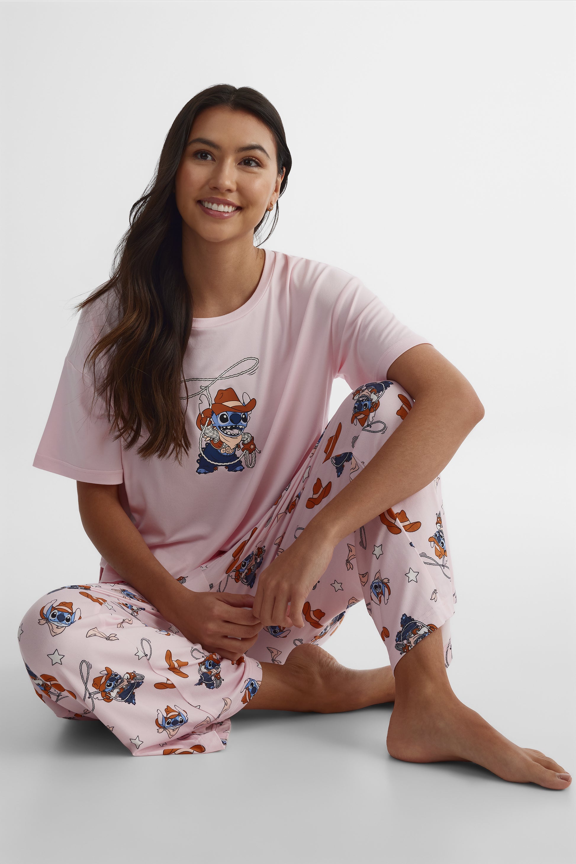 Ensemble pyjama t-shirt et capri sous licence - Femme && ROSE