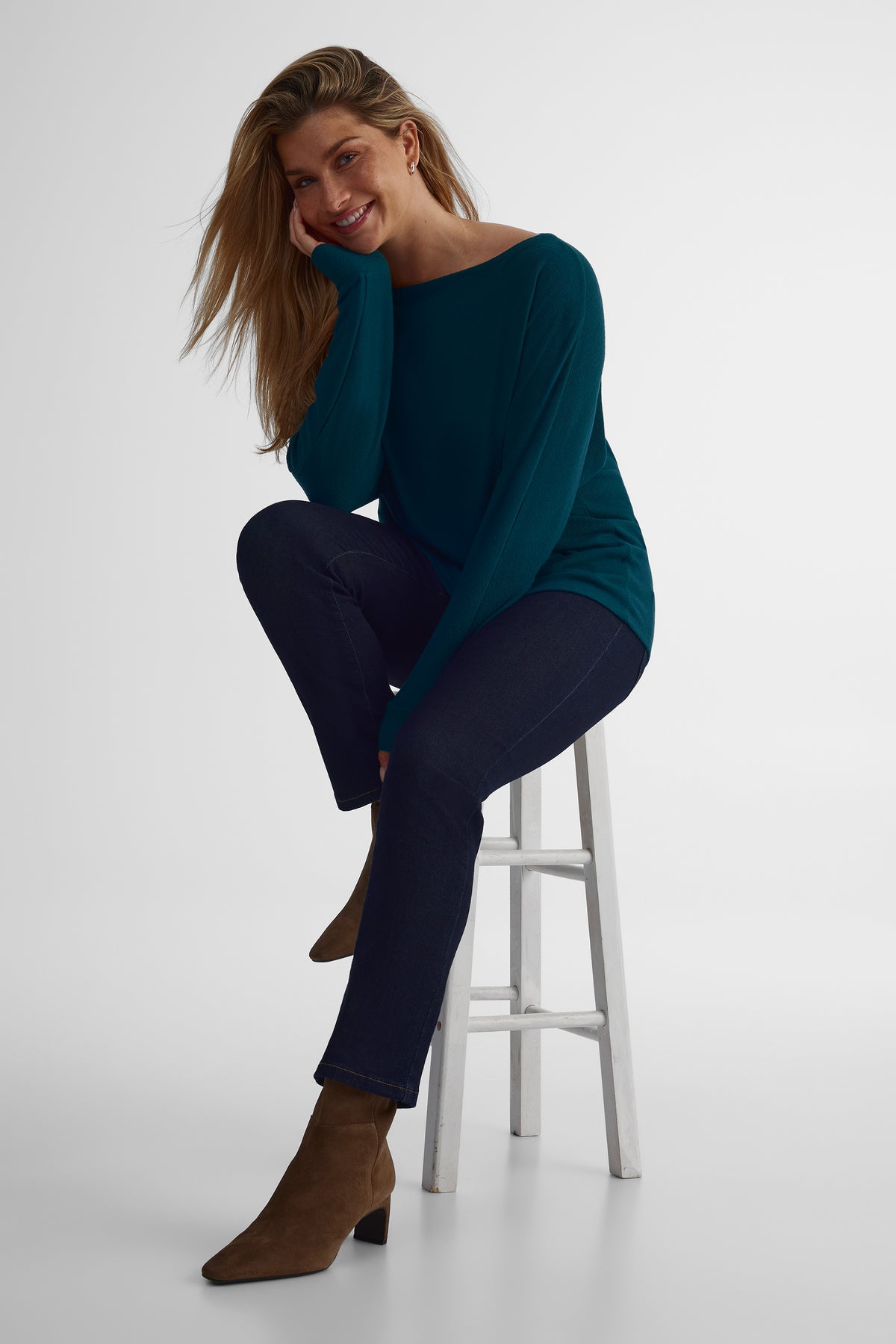 Chandail en tricot extensible - Femme && SARCELLE